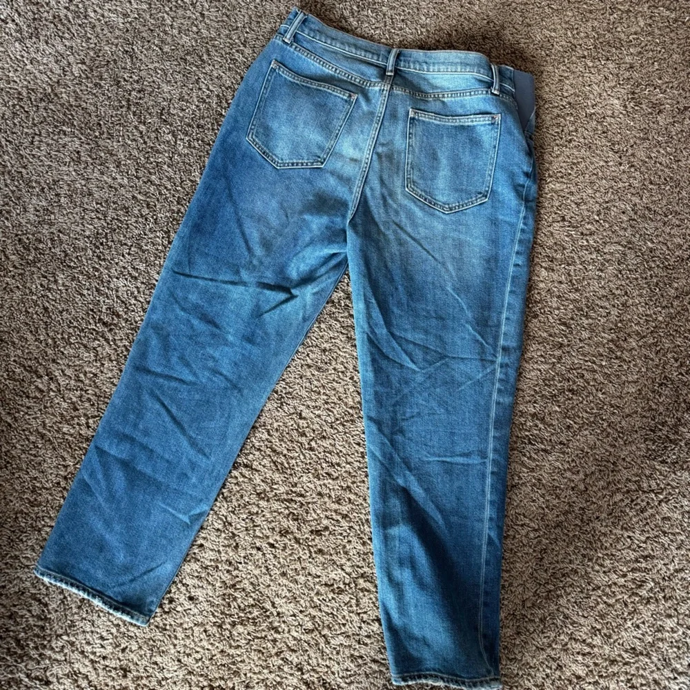 HATCH The Crop Maternity Jean Light Wash Size 30 - Picture 9 of 10